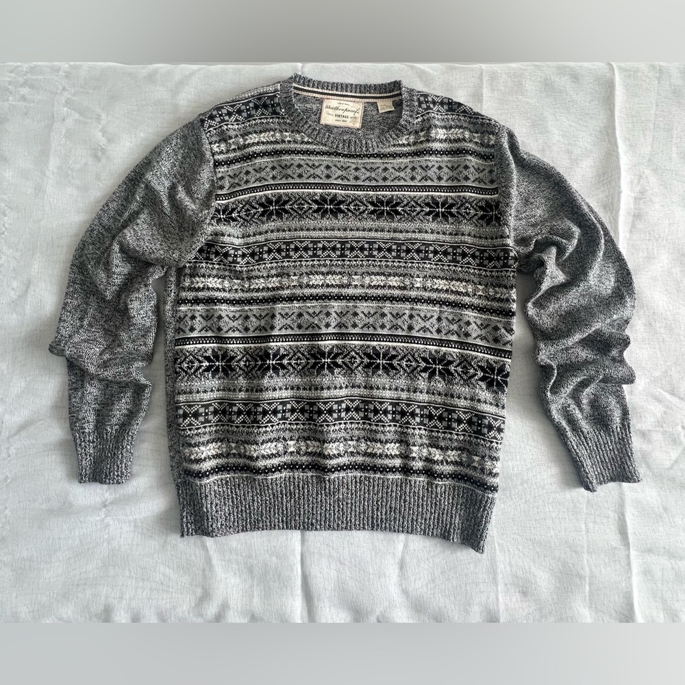 Weatherproof Gray and Black Patterned Crewneck Sweater